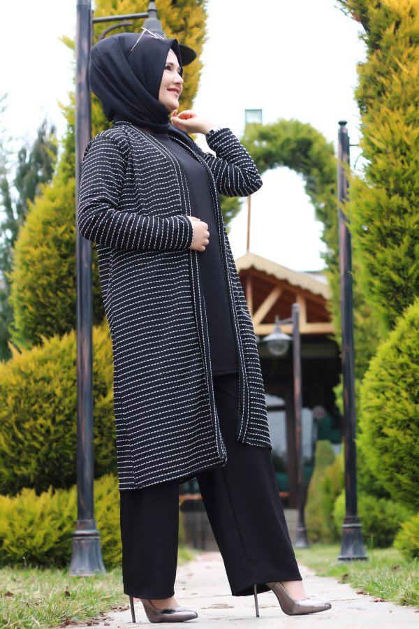 Büyük Beden Desenli Üçlü Takım kimono tunik pantolon Siyah Büyük Beden Desenli Üçlü Takım kimono tunik pantolon Siyah