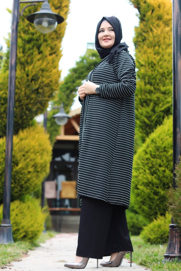 Büyük Beden Desenli Üçlü Takım kimono tunik pantolon Siyah Büyük Beden Desenli Üçlü Takım kimono tunik pantolon Siyah