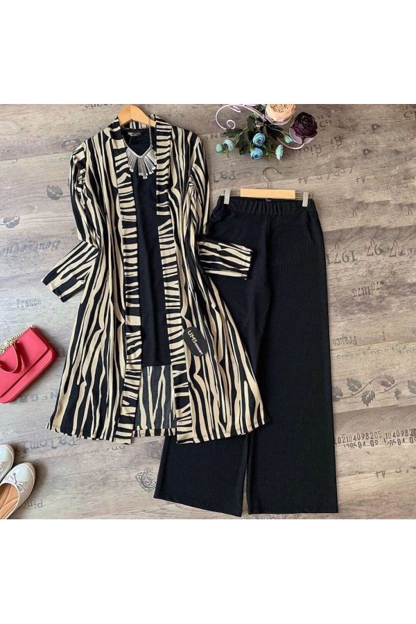 Büyük Beden Desenli Üçlü Takım kimono tunik pantolon Bej Büyük Beden Desenli Üçlü Takım kimono tunik pantolon Bej