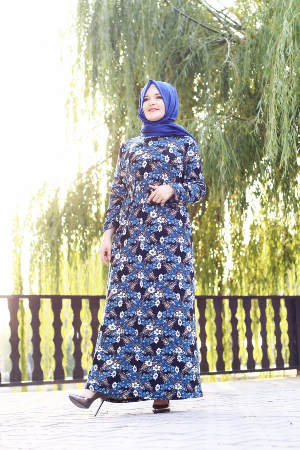 Büyük Beden Desenli Pamuklu Elbise Kemer Hediyeli Mavi Menekşe Büyük Beden Desenli Pamuklu Elbise Kemer Hediyeli Mavi Menekşe