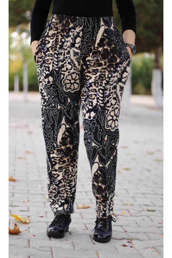 Büyük Beden Desenli Pamuk Süet Cepli Beli Lastikli Pantolon Siyah Krem Kaplan Büyük Beden Desenli Pamuk Süet Cepli Beli Lastikli Pantolon Siyah Krem Kaplan