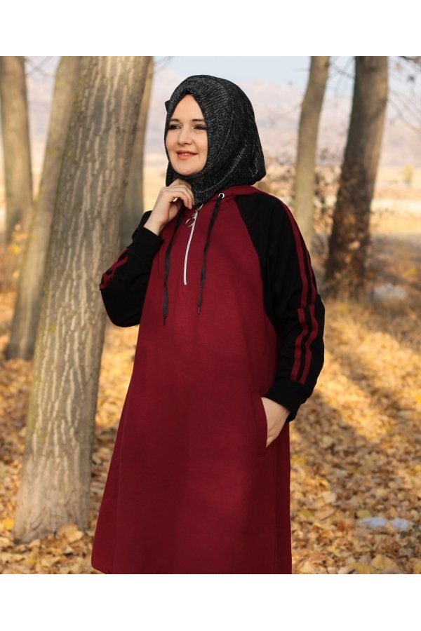 Büyük Beden Kapşonlu Reglan Kollu Şeritli Eşofman Takım Bordo Büyük Beden Kapşonlu Reglan Kollu Şeritli Eşofman Takım Bordo