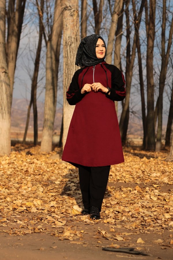 Büyük Beden Kapşonlu Reglan Kollu Şeritli Eşofman Takım Bordo Büyük Beden Kapşonlu Reglan Kollu Şeritli Eşofman Takım Bordo