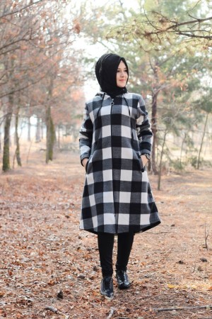 Büyük Beden Kapşonlu Fermuarlı Polar Kap  Siyah  Ekose