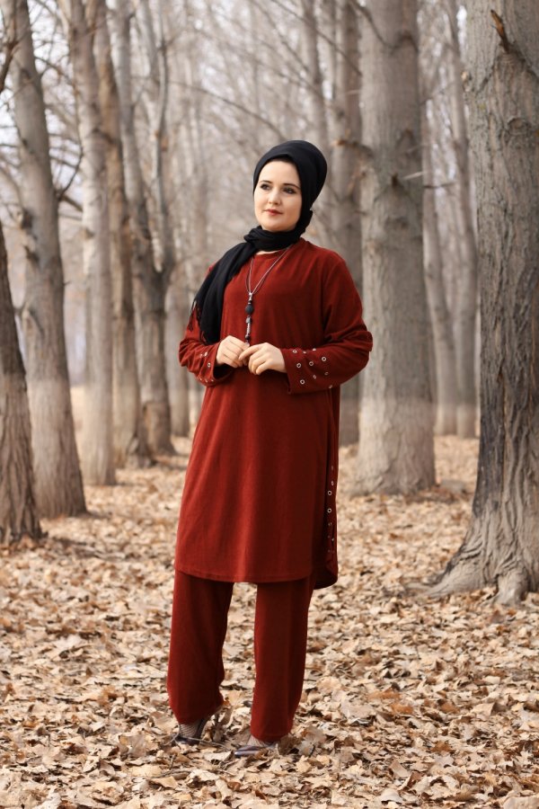 Büyük Beden Kuş Gözü Detaylı İkili Takım KOLYE HEDİYELİ Koyu Kiremit Büyük Beden Kuş Gözü Detaylı İkili Takım KOLYE HEDİYELİ Koyu Kiremit