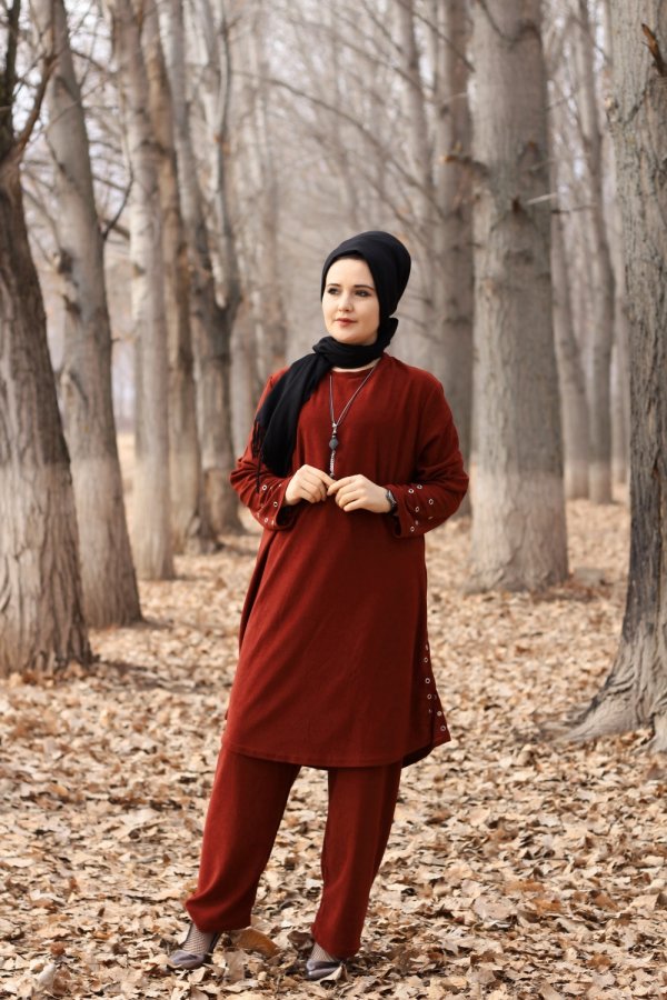 Büyük Beden Kuş Gözü Detaylı İkili Takım KOLYE HEDİYELİ Koyu Kiremit Büyük Beden Kuş Gözü Detaylı İkili Takım KOLYE HEDİYELİ Koyu Kiremit