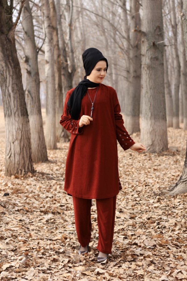 Büyük Beden Kuş Gözü Detaylı İkili Takım KOLYE HEDİYELİ Koyu Kiremit Büyük Beden Kuş Gözü Detaylı İkili Takım KOLYE HEDİYELİ Koyu Kiremit