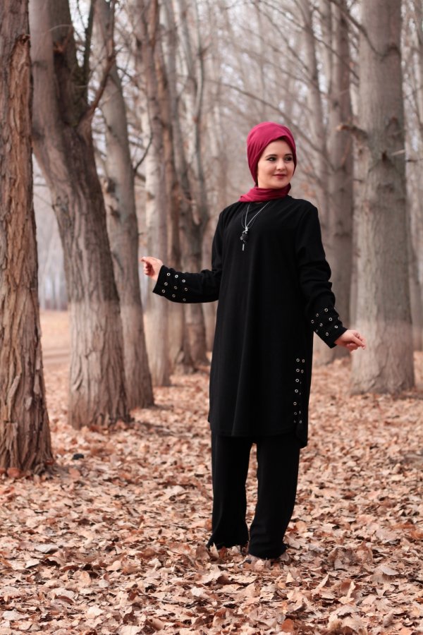 Büyük Beden Kuş Gözü Detaylı İkili Takım KOLYE HEDİYELİ Siyah Büyük Beden Kuş Gözü Detaylı İkili Takım KOLYE HEDİYELİ Siyah