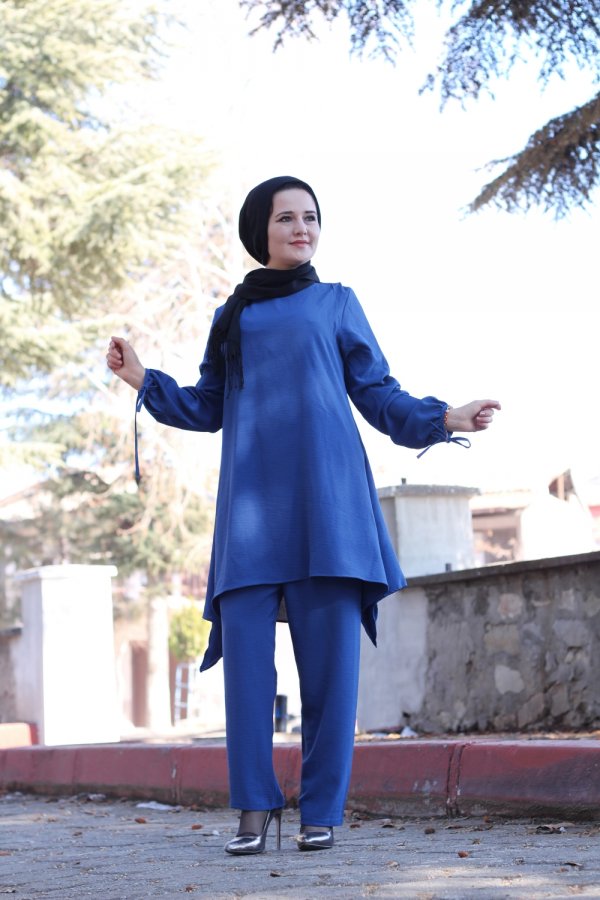 Büyük Beden Asimetrik Kesim İkili Takım KOLYE HEDİYELİ Petrol Mavi Büyük Beden Asimetrik Kesim İkili Takım KOLYE HEDİYELİ Petrol Mavi