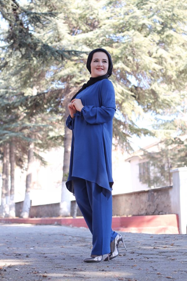 Büyük Beden Asimetrik Kesim İkili Takım KOLYE HEDİYELİ Petrol Mavi Büyük Beden Asimetrik Kesim İkili Takım KOLYE HEDİYELİ Petrol Mavi