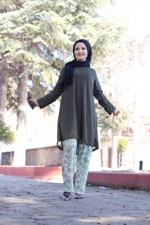 Büyük Beden Desenli İkili Takım Üst Haki Alt Haki Çiçek Büyük Beden Desenli İkili Takım Üst Haki Alt Haki Çiçek