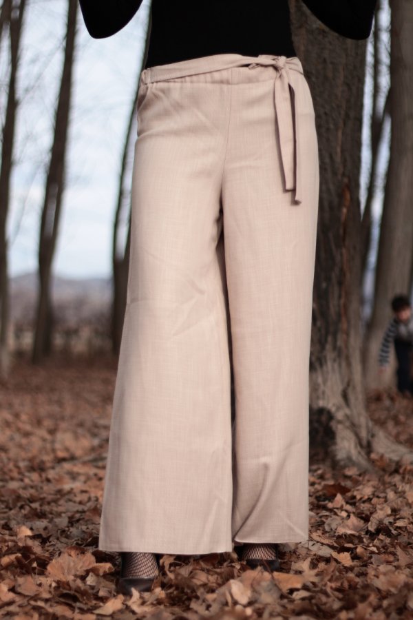 Beli Kuşaklı Bol Paça Keten Pantolon