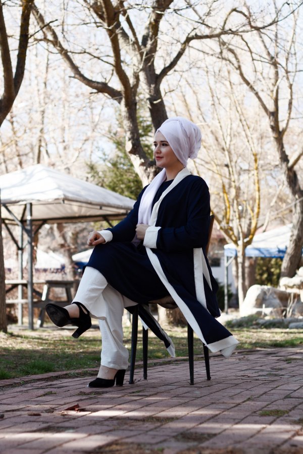 Büyük Beden Beyaz Garnili Üçlü Takım Ceket içlik pantolon Lacivert Büyük Beden Beyaz Garnili Üçlü Takım Ceket içlik pantolon Lacivert