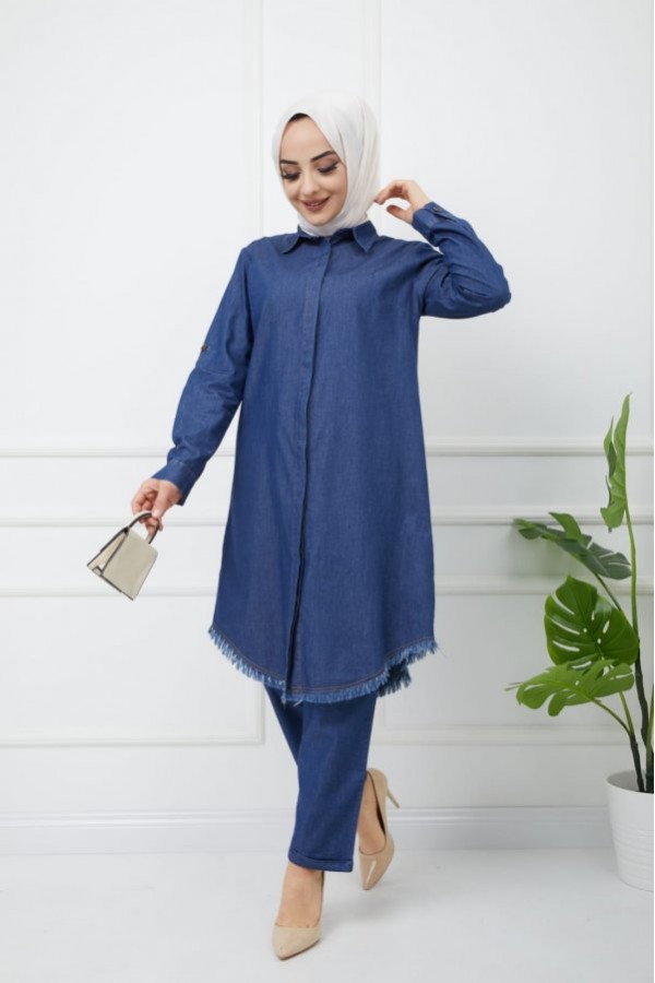 Büyük Beden Gizli Düğmeli Dar Paçalı Kot Takım Koyu Mavi Büyük Beden Gizli Düğmeli Dar Paçalı Kot Takım Koyu Mavi