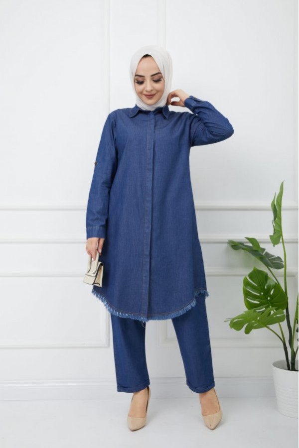 Büyük Beden Gizli Düğmeli Dar Paçalı Kot Takım Koyu Mavi Büyük Beden Gizli Düğmeli Dar Paçalı Kot Takım Koyu Mavi