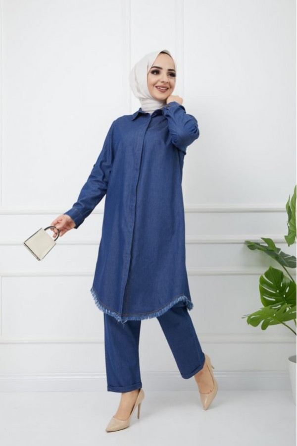 Büyük Beden Gizli Düğmeli Dar Paçalı Kot Takım Koyu Mavi Büyük Beden Gizli Düğmeli Dar Paçalı Kot Takım Koyu Mavi