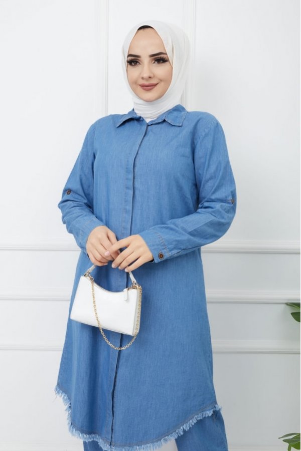 Büyük Beden Gizli Düğmeli Dar Paça Pantolonlu Kot Takım Açık Mavi Büyük Beden Gizli Düğmeli Dar Paça Pantolonlu Kot Takım Açık Mavi