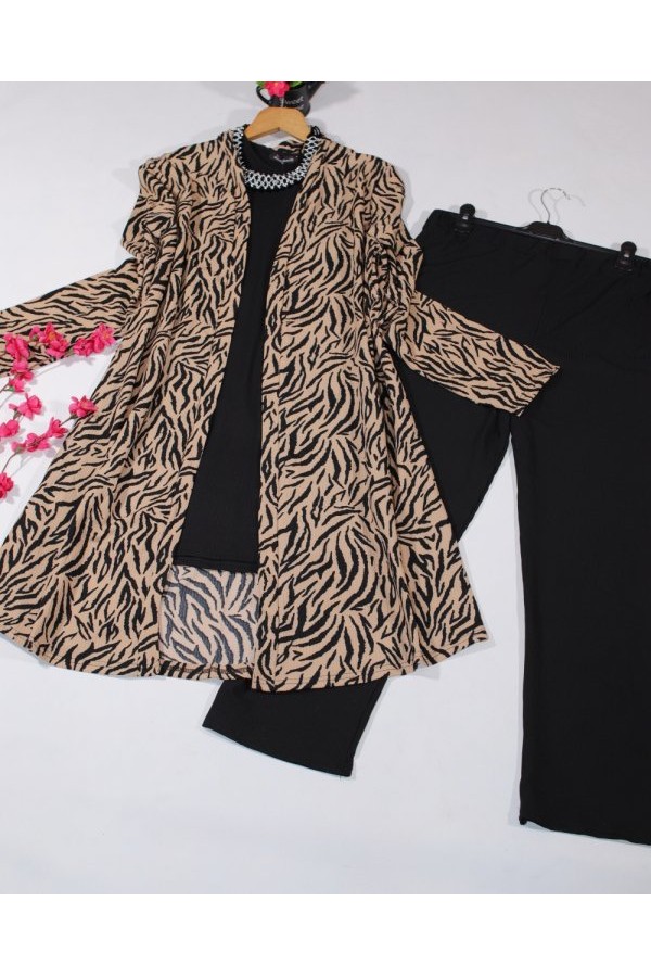 Büyük Beden Desenli Üçlü Takım kimono tunik pantolon Bej Çapraz Zebra Büyük Beden Desenli Üçlü Takım kimono tunik pantolon Bej Çapraz Zebra