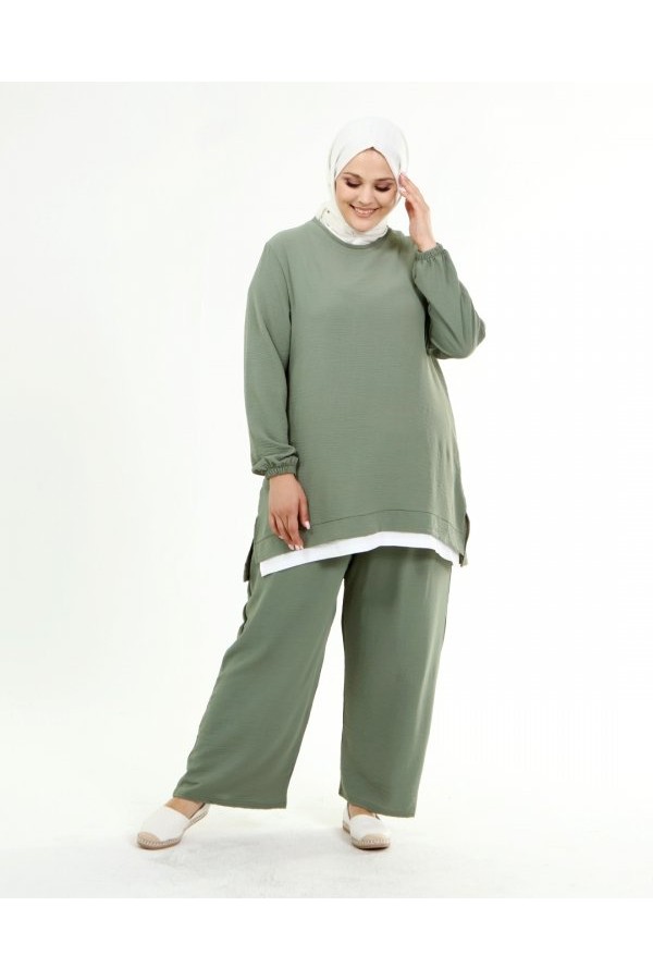 Büyük Beden Beyaz Garni Detaylı Ayrobin İkili Takım Çağla Büyük Beden Beyaz Garni Detaylı Ayrobin İkili Takım Çağla