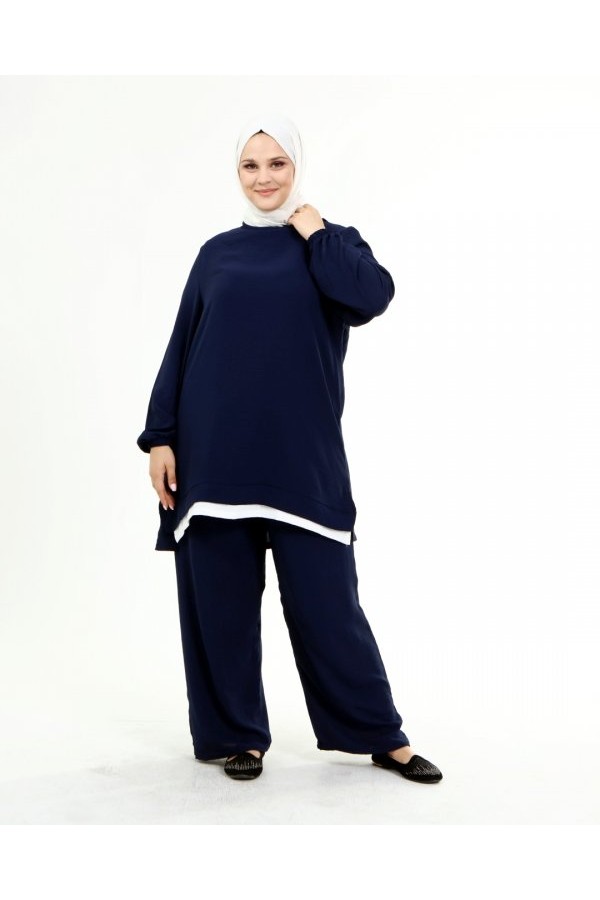 Büyük Beden Beyaz Garni Detaylı Ayrobin İkili Takım Lacivert Büyük Beden Beyaz Garni Detaylı Ayrobin İkili Takım Lacivert
