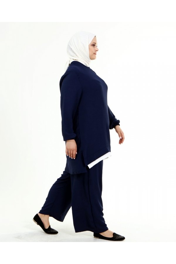 Büyük Beden Beyaz Garni Detaylı Ayrobin İkili Takım Lacivert Büyük Beden Beyaz Garni Detaylı Ayrobin İkili Takım Lacivert