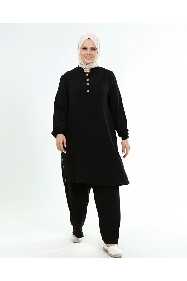 Büyük Beden Ayrobin Düğme Detaylı İkili Takım Siyah Büyük Beden Ayrobin Düğme Detaylı İkili Takım Siyah
