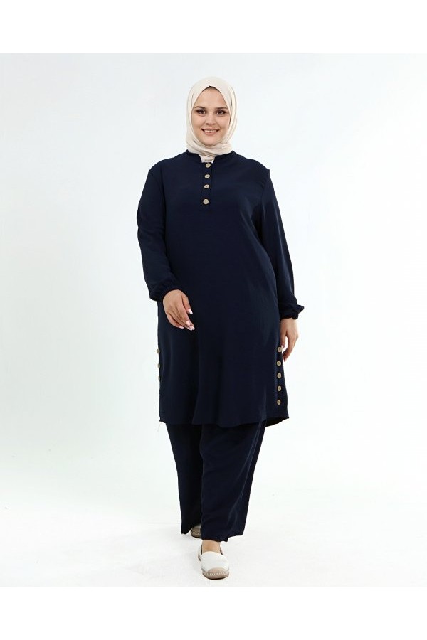 Büyük Beden Ayrobin Düğme Detaylı İkili Takım Lacivert Büyük Beden Ayrobin Düğme Detaylı İkili Takım Lacivert