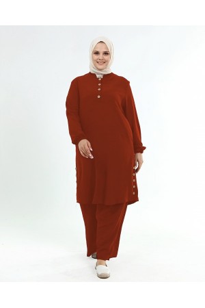 Büyük Beden Ayrobin Düğme Detaylı İkili Takım Kiremit Büyük Beden Ayrobin Düğme Detaylı İkili Takım Kiremit