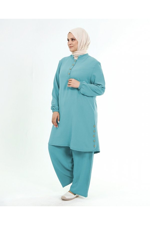 Büyük Beden Ayrobin Düğme Detaylı İkili Takım Su Yeşili Büyük Beden Ayrobin Düğme Detaylı İkili Takım Su Yeşili