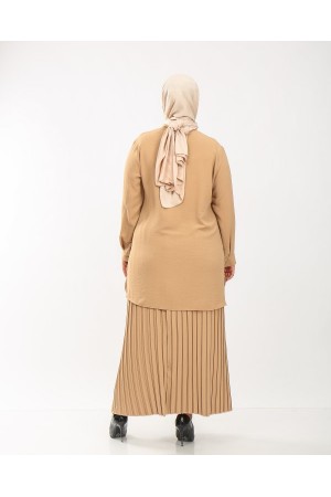 Büyük Beden Gizli Düğmeli Pilise Etekli İkili Takım Bej Büyük Beden Gizli Düğmeli Pilise Etekli İkili Takım Bej