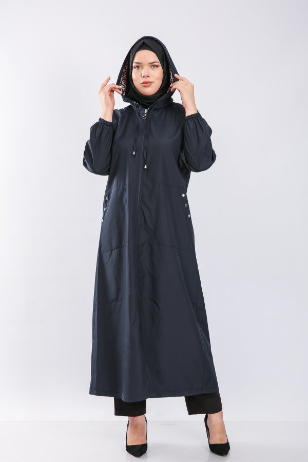 Büyük Beden Tam Boy Düğme Detaylı Su Geçirmez Bondit Kapşonlu Trenç Siyah Büyük Beden Tam Boy Düğme Detaylı Su Geçirmez Bondit Kapşonlu Trenç Siyah