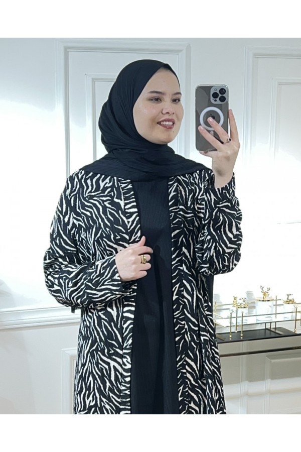Büyük Beden Desenli Üçlü Takım kimono tunik pantolon Siyah Çapraz Zebra Büyük Beden Desenli Üçlü Takım kimono tunik pantolon Siyah Çapraz Zebra