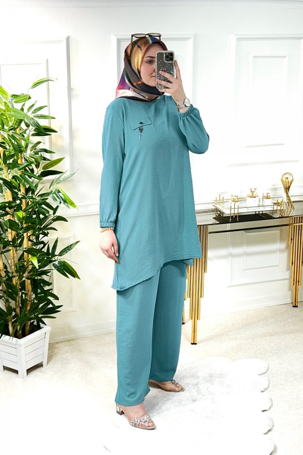 Azade Cep Detaylı Ayrobin İkili Takım - Petrol Yeşili Azade Cep Detaylı Ayrobin İkili Takım - Petrol Yeşili