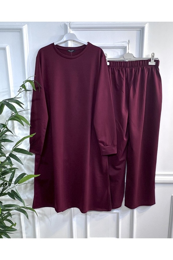 Uğur Yanları Yırtmaçlı Uzun İki İplik Takım - Bordo Uğur Yanları Yırtmaçlı Uzun İki İplik Takım - Bordo