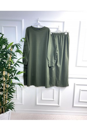 Uğur Yanları Yırtmaçlı Uzun İki İplik Takım - Haki Uğur Yanları Yırtmaçlı Uzun İki İplik Takım - Haki