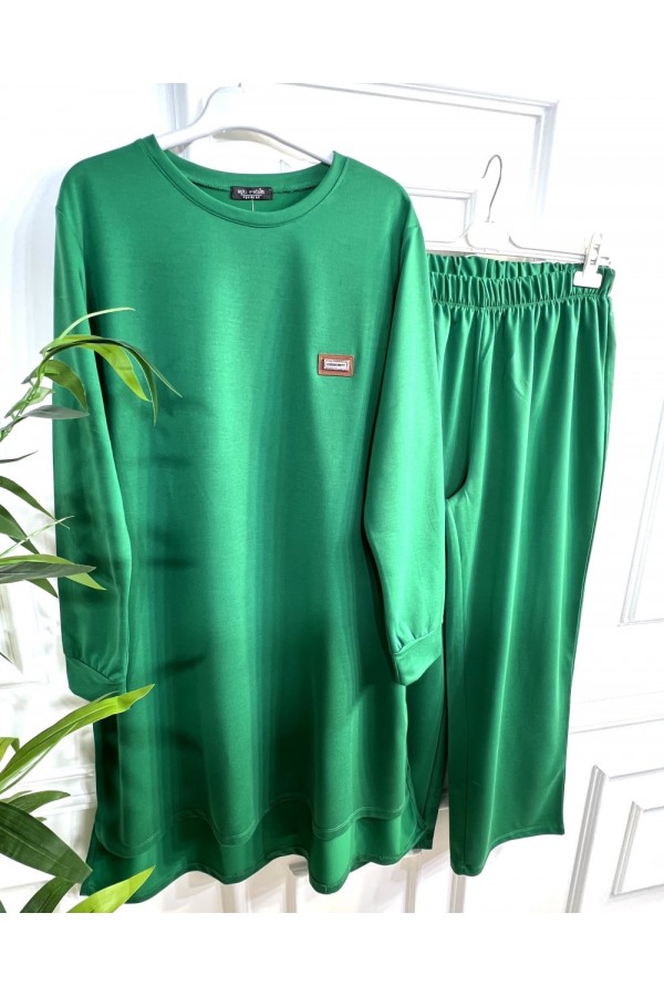 Yeşim İki İplik Arkası Uzun Penye Takım - Benetton Yeşim İki İplik Arkası Uzun Penye Takım - Benetton