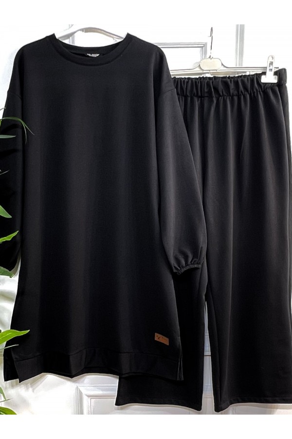 Bade Arma Detaylı İki İplik Penye Takım - Siyah Bade Arma Detaylı İki İplik Penye Takım - Siyah