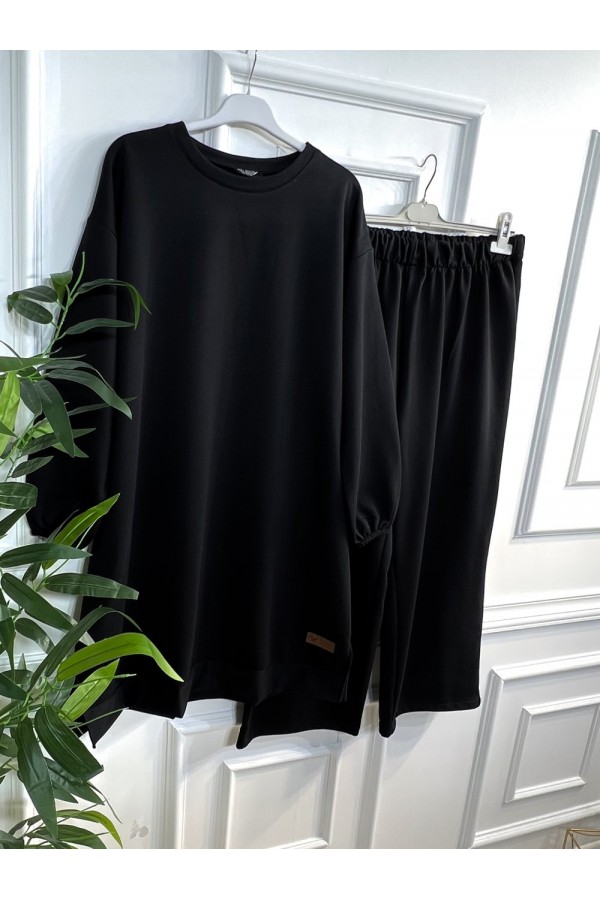 Bade Arma Detaylı İki İplik Penye Takım - Siyah Bade Arma Detaylı İki İplik Penye Takım - Siyah