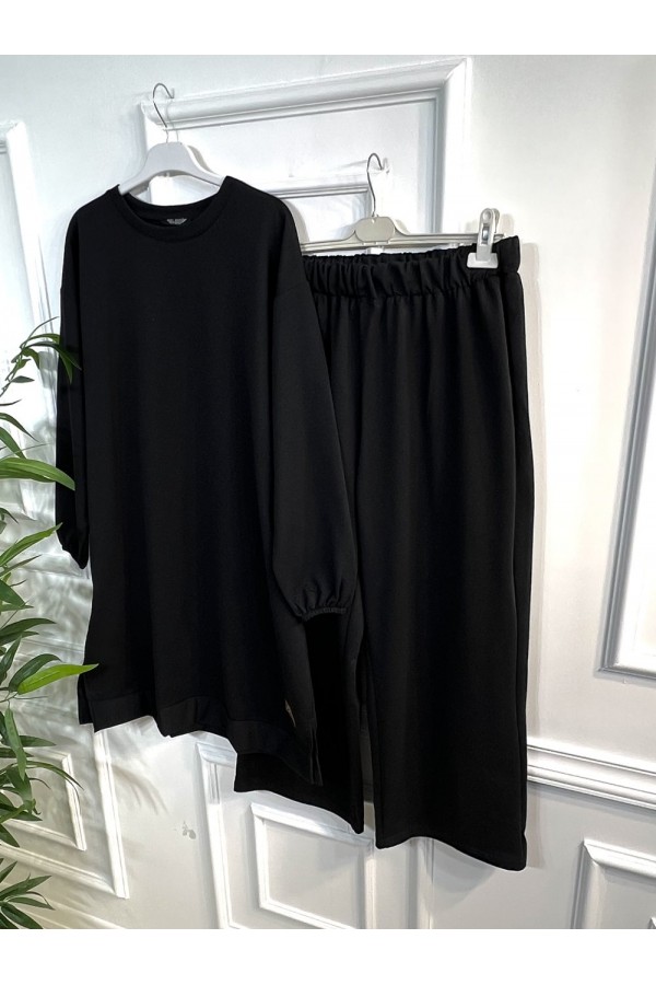 Bade Arma Detaylı İki İplik Penye Takım - Siyah Bade Arma Detaylı İki İplik Penye Takım - Siyah