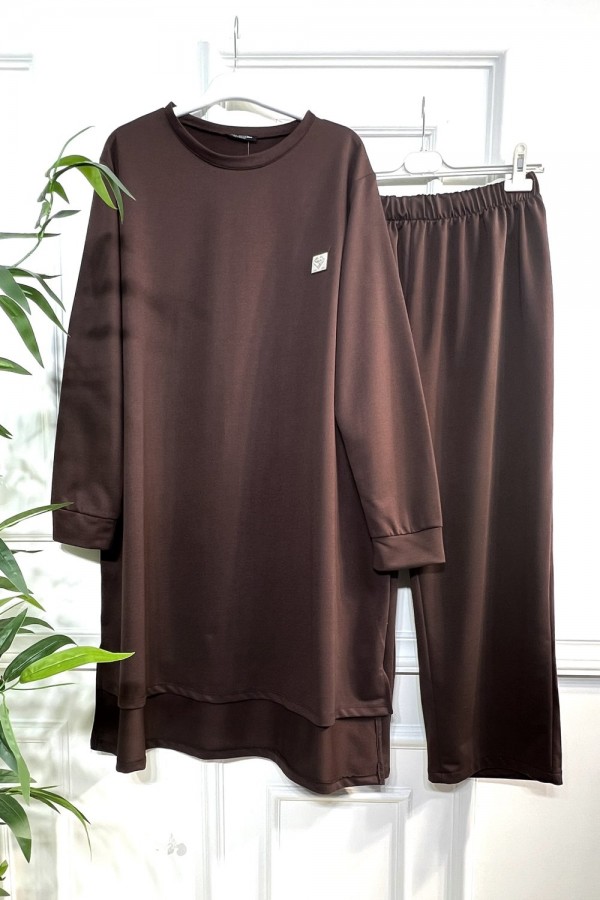 Yeşim İki İplik Arkası Uzun Penye Takım - Kahverengi Yeşim İki İplik Arkası Uzun Penye Takım - Kahverengi