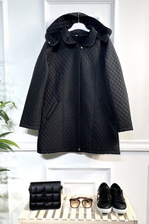 Renk Çıkarılabilir Kapşonlu Kısa Kapitone Mont - Siyah Renk Çıkarılabilir Kapşonlu Kısa Kapitone Mont - Siyah