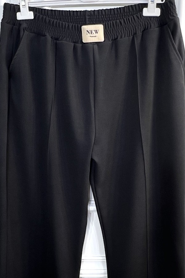 Asrın Arma Detaylı Full Esnek Beli Lastikli Bol Paça Pantolon - Siyah 