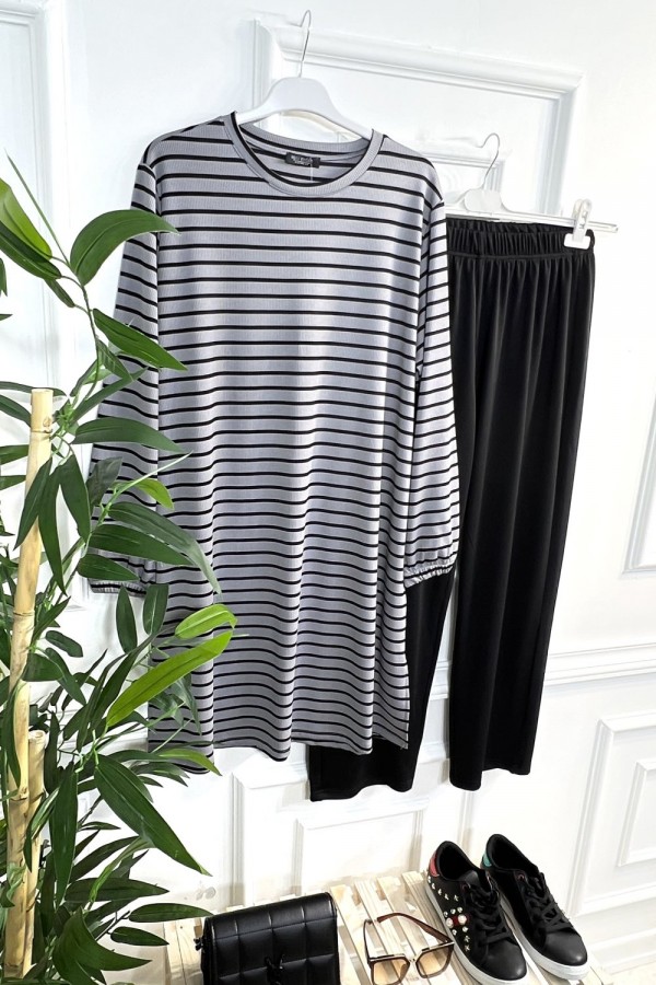 Tuana Çizgili Fitilli Krep Full Esnek İkili Takım - Gri Tuana Çizgili Fitilli Krep Full Esnek İkili Takım - Gri