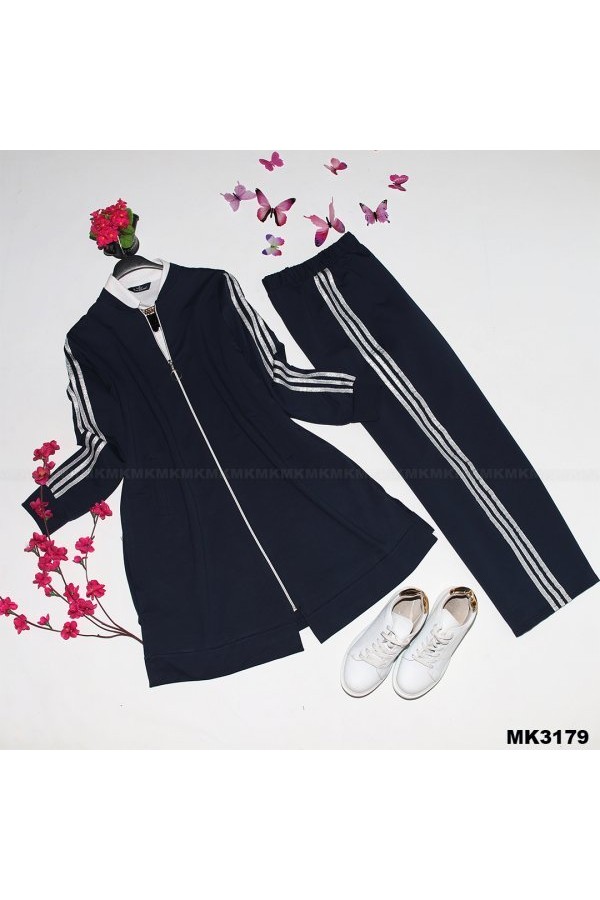 Büyük Beden Şeritli Eşofman Takım Lacivert Büyük Beden Şeritli Eşofman Takım Lacivert