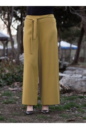 Beli Lastikli Kuşaklı Bol Paça Pantolon Açık Sarı Beli Lastikli Kuşaklı Bol Paça Pantolon Açık Sarı