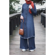 Büyük Beden Gizli Düğmeli Bol Paça Pantolonlu Kot Takım Koyu Mavi Büyük Beden Gizli Düğmeli Bol Paça Pantolonlu Kot Takım Koyu Mavi