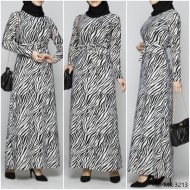 Büyük Beden Baskılı Krep Kumaş Elbise 64 bedene kadar mevcut  Siyah Zebra