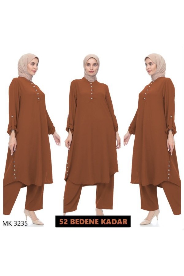 Büyük Beden Önden Düğme Detaylı İkili Ayrobin Takım Kiremit Büyük Beden Önden Düğme Detaylı İkili Ayrobin Takım Kiremit